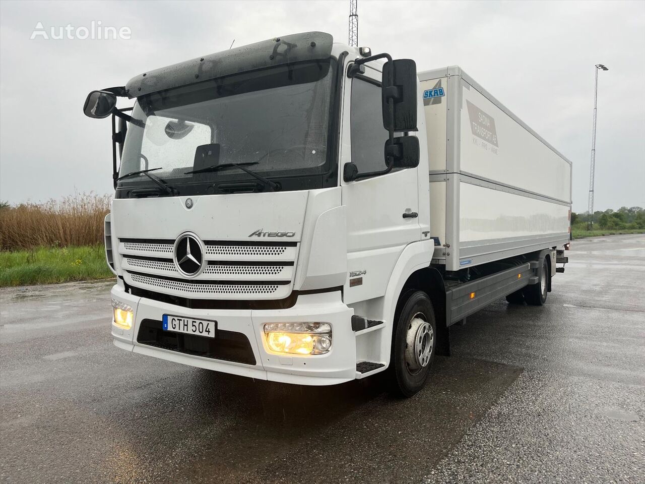 Buy Mercedes Benz Box Truck By Auction Sweden Stockholm KX40575