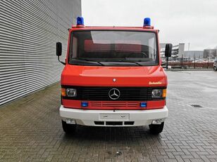 Mercedes Benz D X Feuerwehr Km Closed Box Van For