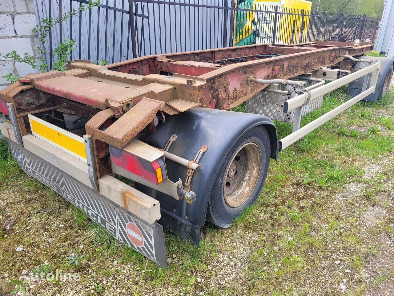 HÜFFERMANN HSA 18 70 container chassis trailer for sale Poland