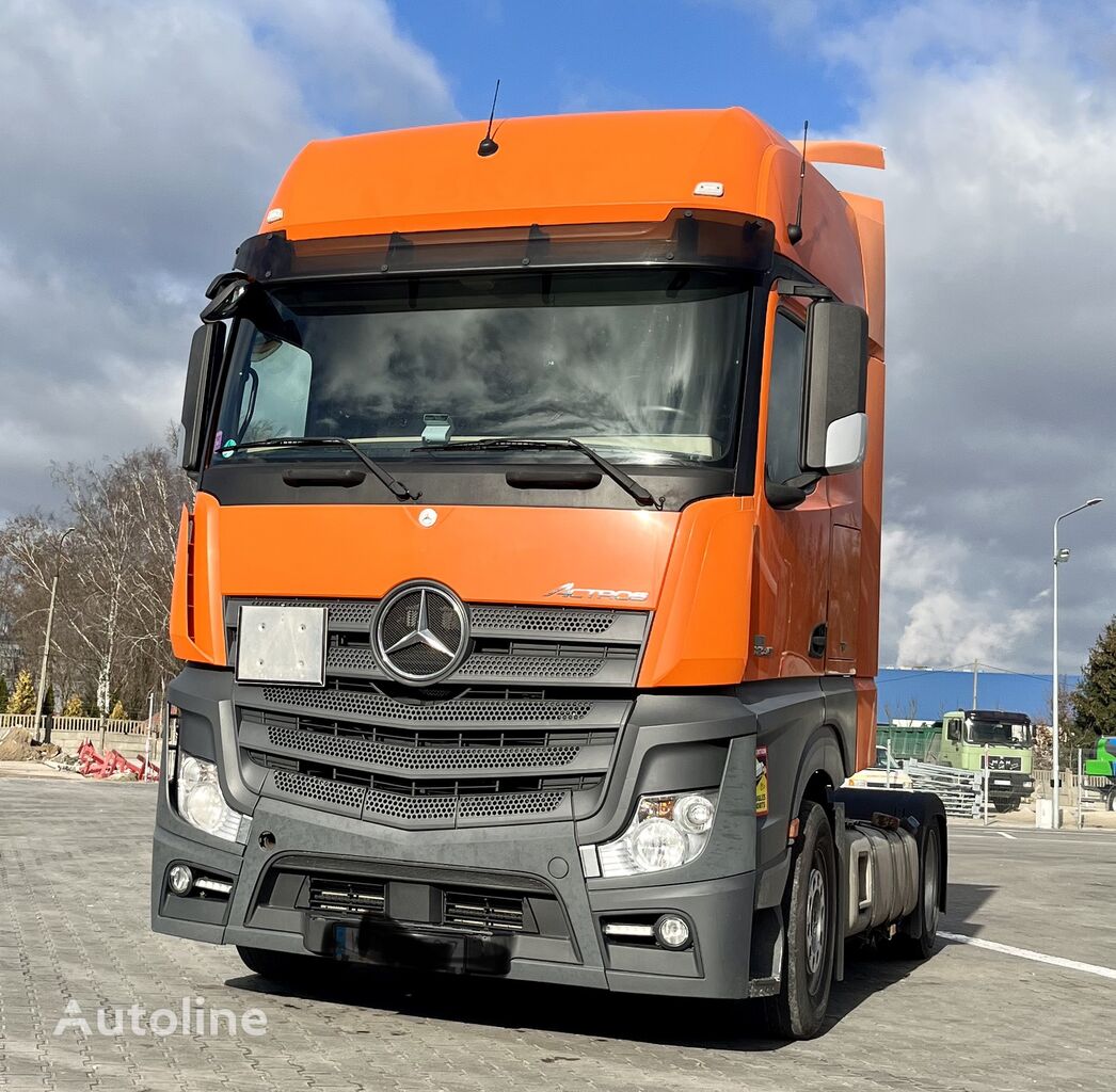 Mercedes Benz Actros Giga Space Mega Low Deck Truck Tractor For