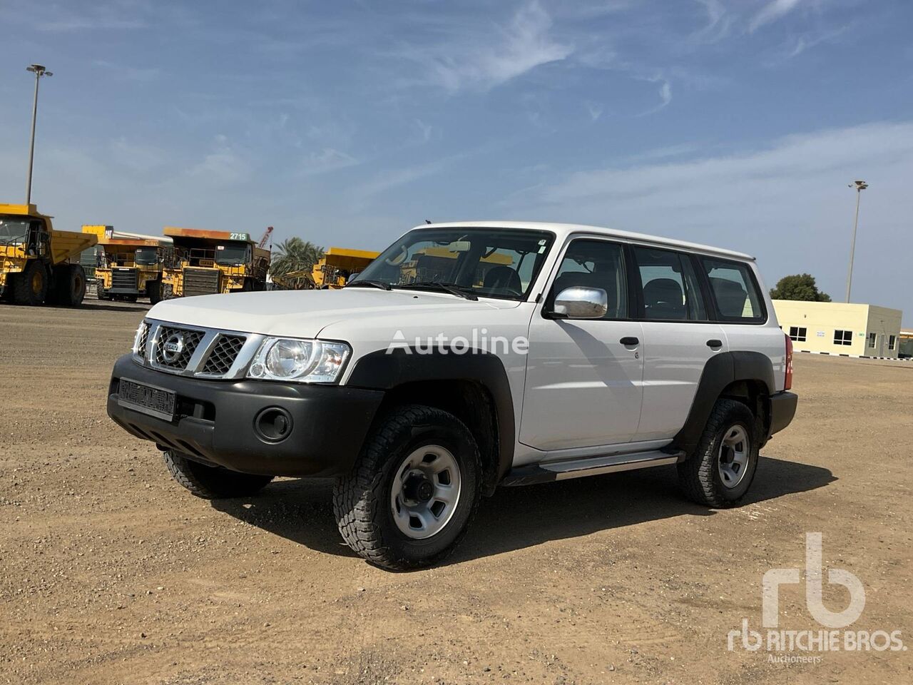 Buy Nissan Patrol Gl 4x4 Suv By Auction United Arab Emirates Dubai Yl39175 9821