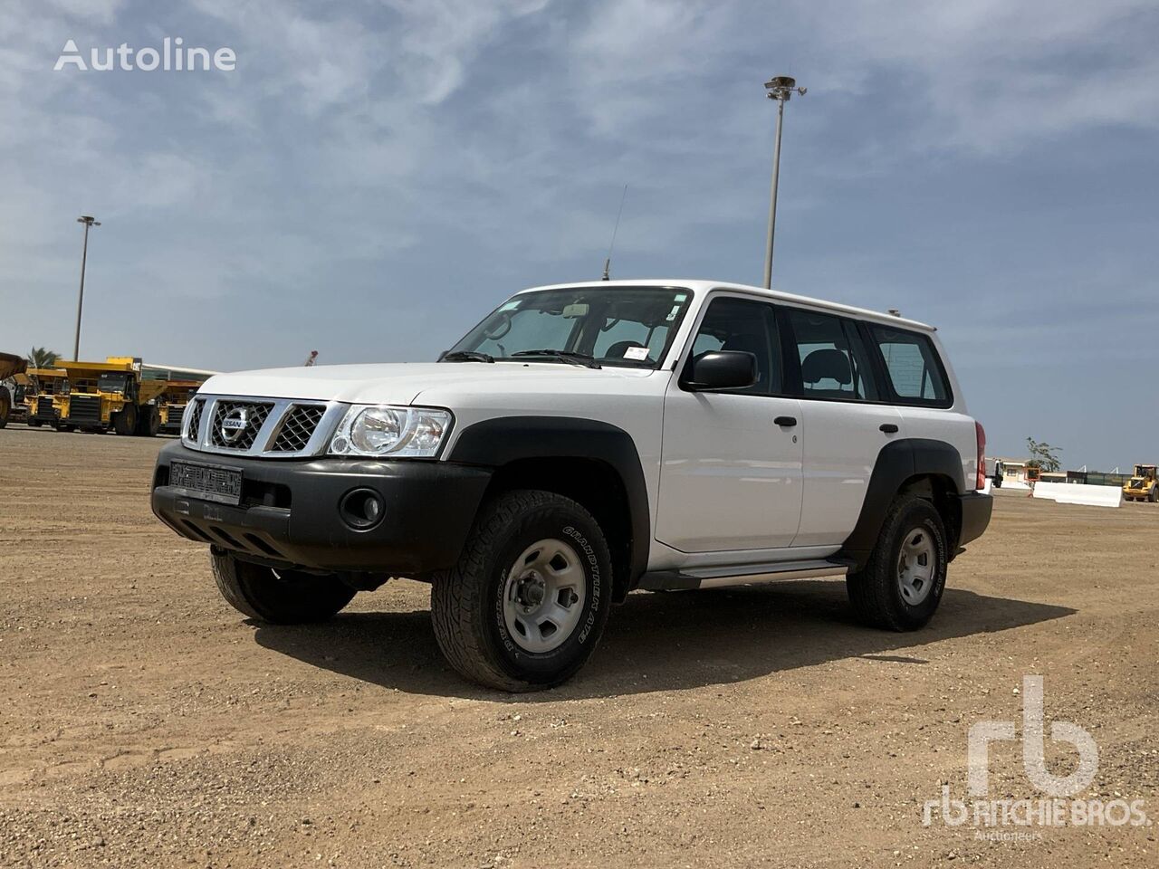 Buy Nissan Patrol Gl 4x4 Suv By Auction United Arab Emirates Dubai Yv39188 4723