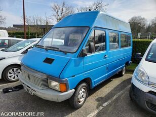 Renault Trafic combi van