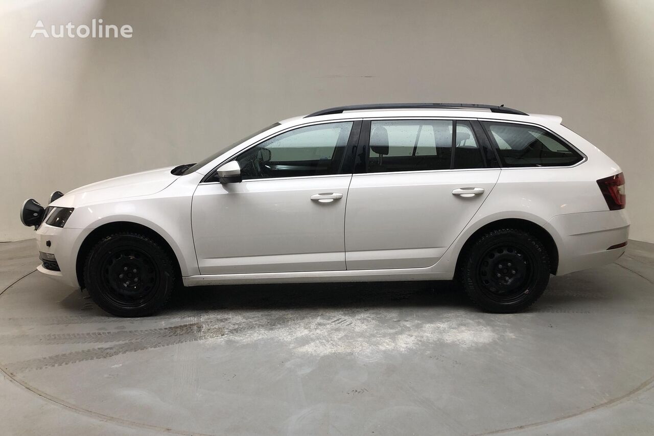 Buy Skoda Octavia estate car by auction Sweden Gothenburg, NA38069