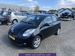 Toyota Yaris 1.3 hatchback