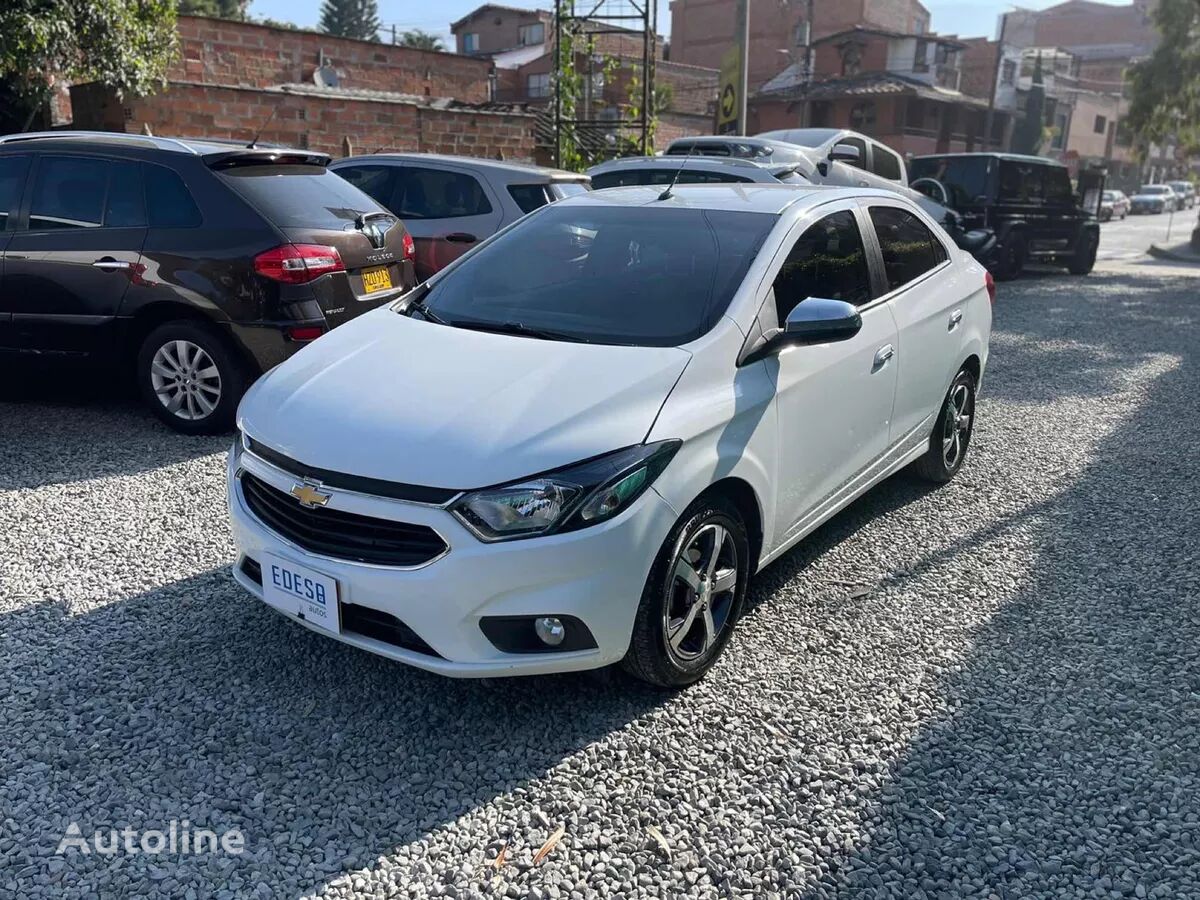 Chevrolet Onix sedan for sale Colombia Envigado, YJ38375