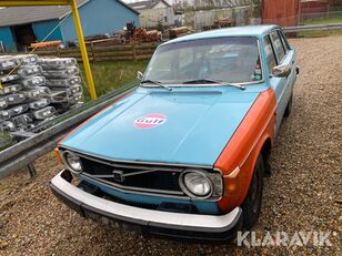 Volvo 144 sedan