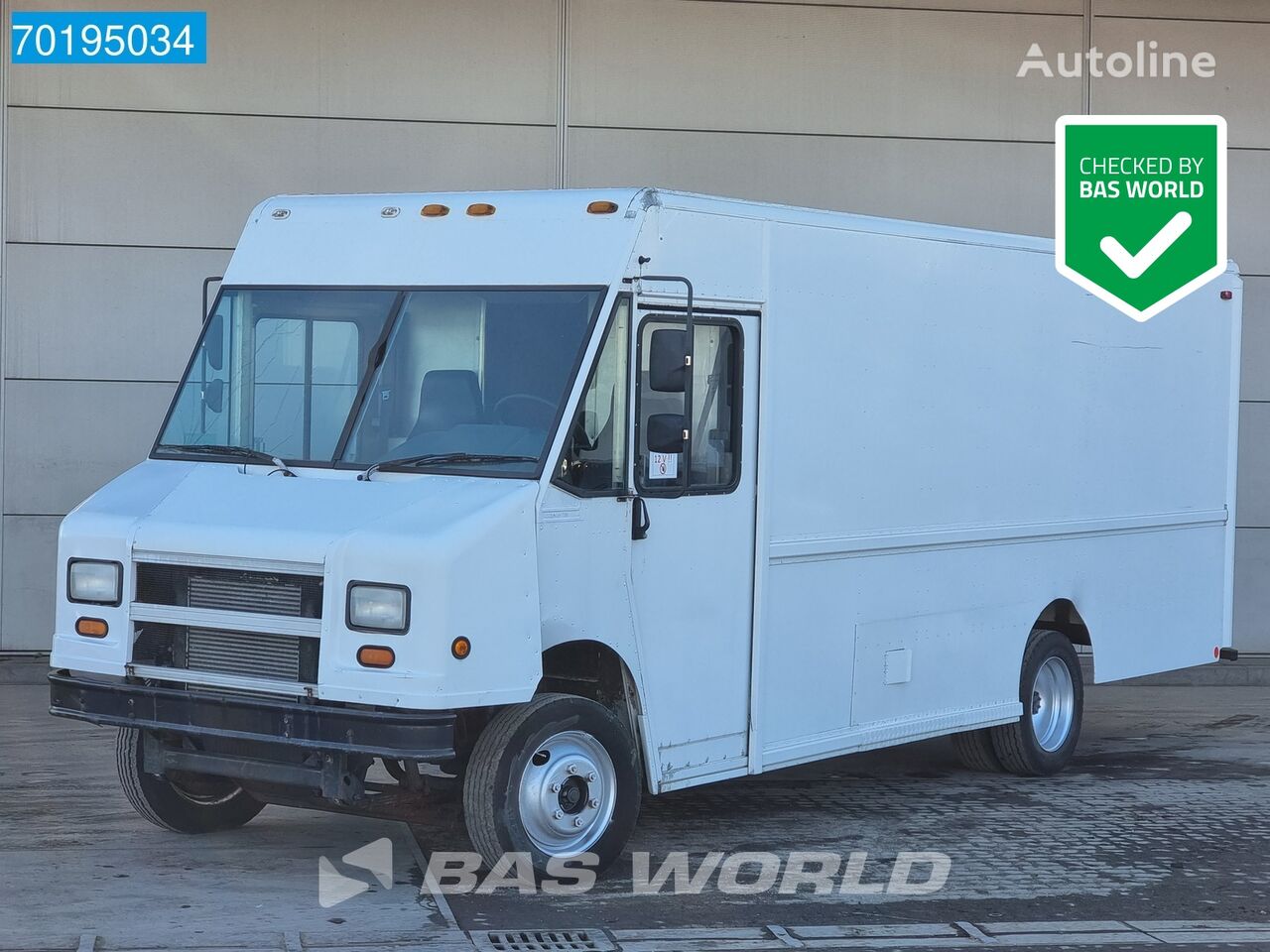 Freightliner MT45 Multistopvan 4X2 Camper foodtruck base box truck for ...