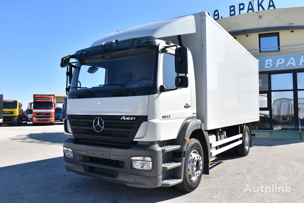 Mercedes-Benz 1833 L AXOR  box truck