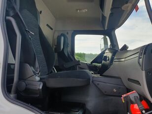 Mercedes-Benz Antos 1833 L box truck for sale image 12 Mercedes-Benz Antos 1833 L box truck image 12