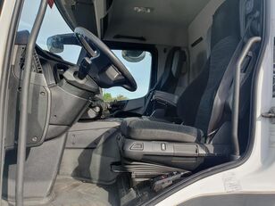 Mercedes-Benz Antos 1833 L box truck for sale image 11 Mercedes-Benz Antos 1833 L box truck image 11