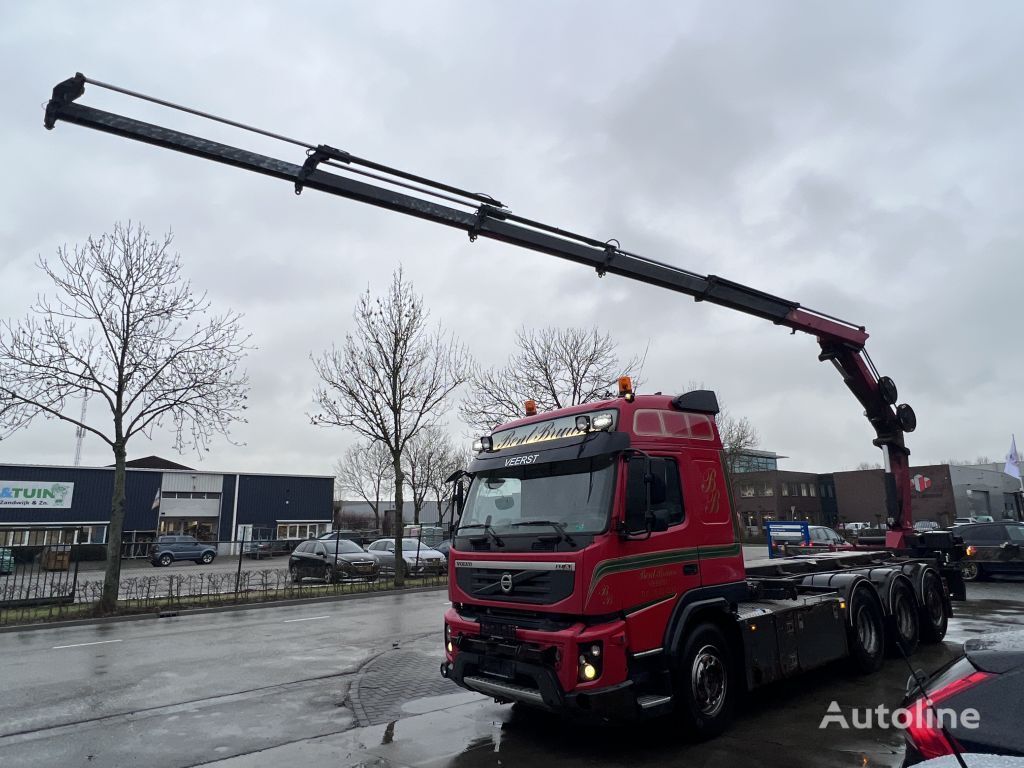 Volvo FMX 500 8x4 HMF 32 Tonmeter laadkraan