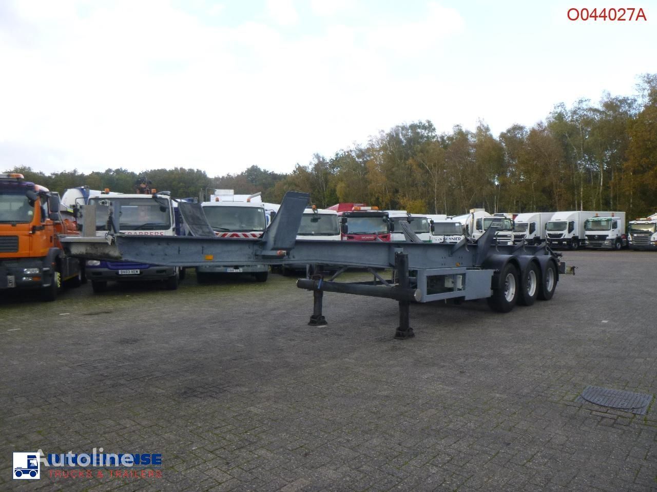 Tank Filiat 3-axle trailer chassis incl supports chassis semi-trailer