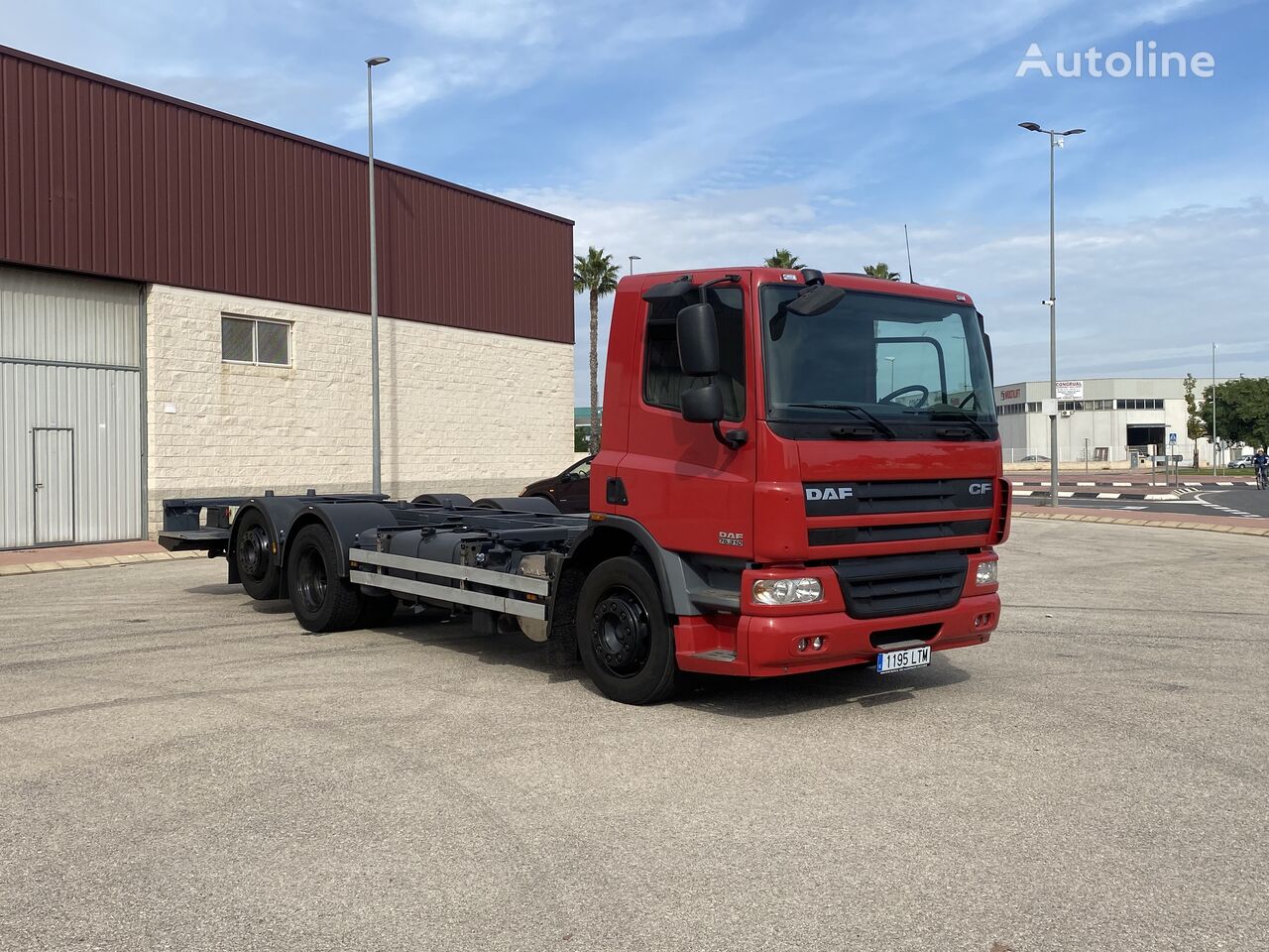 DAF CF75  RIGIDO 6X2 chassis truck