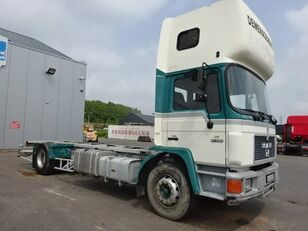 MAN 17 .232 chassis truck