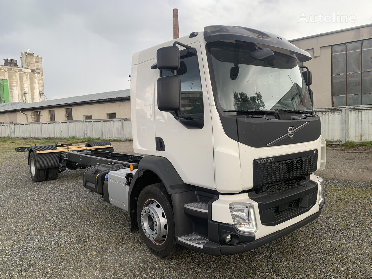 new Volvo FL 280  chassis truck