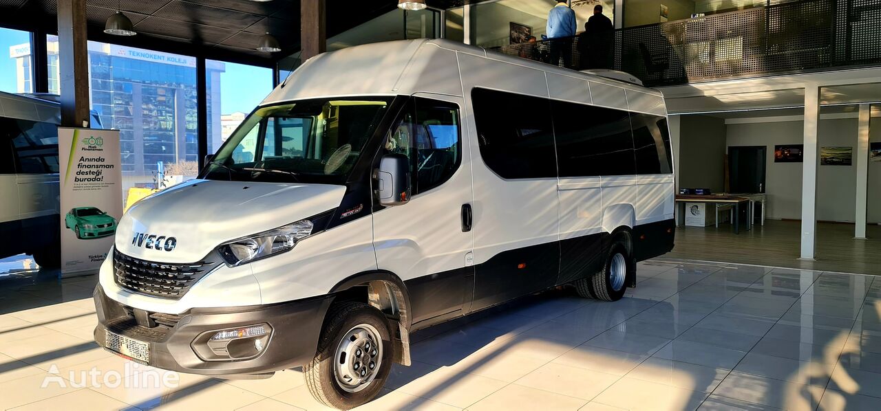 IVECO Daily HI-MATIC 3.0 Miejsc: 21+6 coach bus