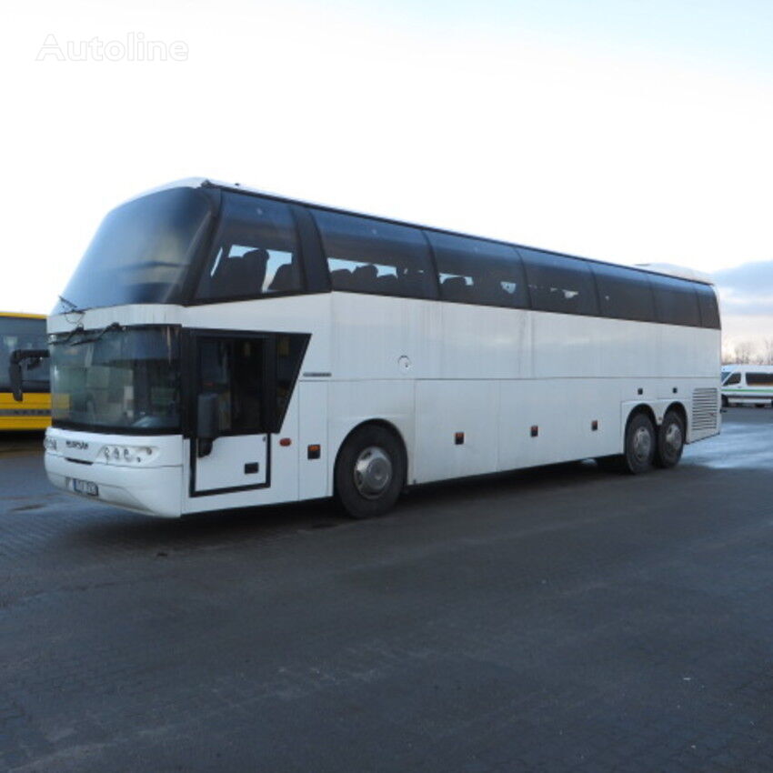 NEOPLAN Spaceliner coach bus