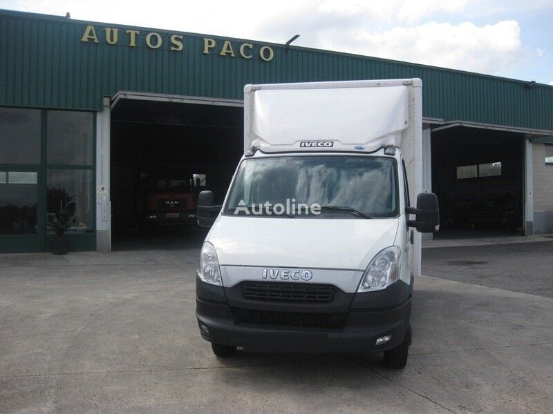 IVECO Daily 35C15 box truck < 3.5t