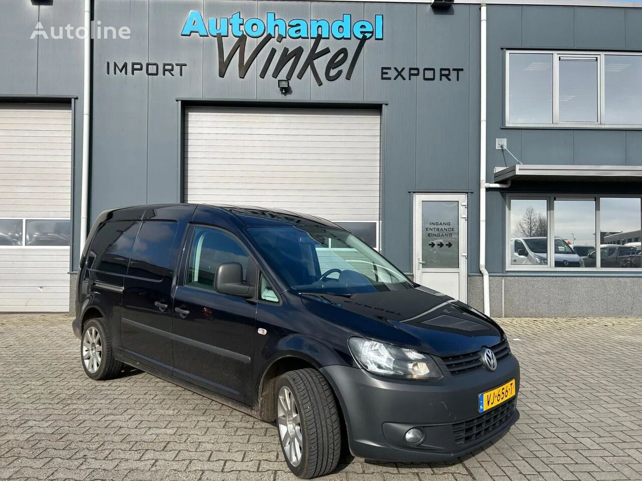 Volkswagen CADDY AUTOMAAT MAXI closed box van for sale Netherlands ...