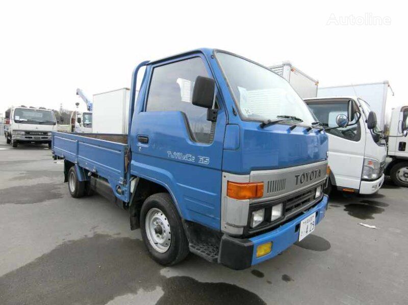 Toyota TOYOACE flatbed truck