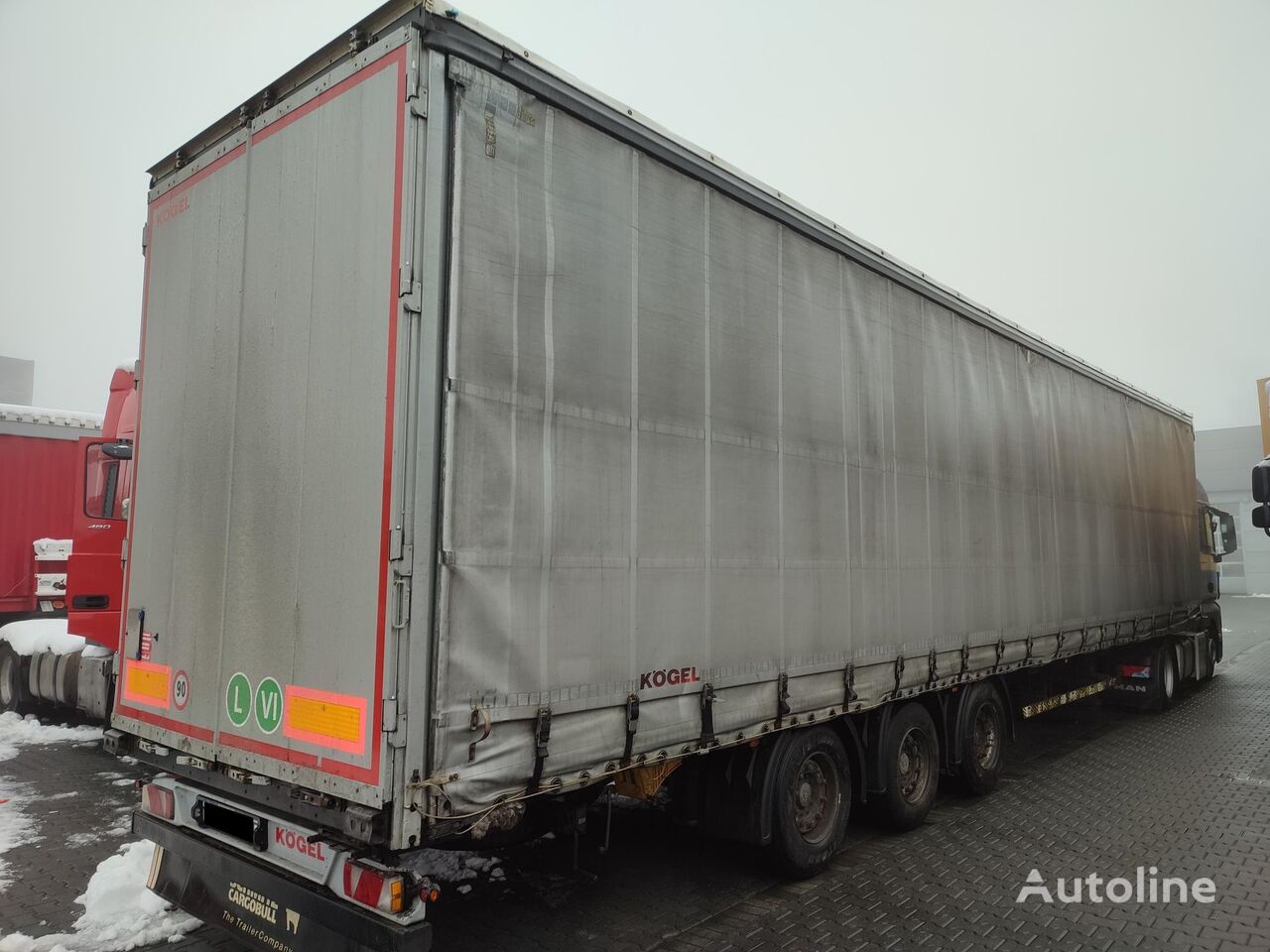 Kögel SN 24 curtain side semi-trailer