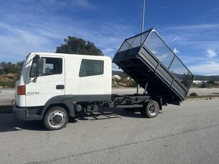 Nissan TK140 TRIBASCULANTE dump truck