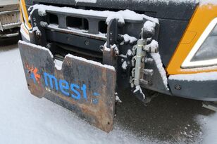 Volvo FMX 6x6 on snow 