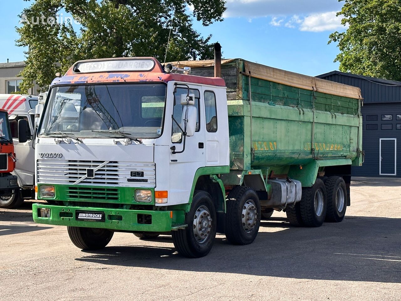 Volvo FL7 dump truck