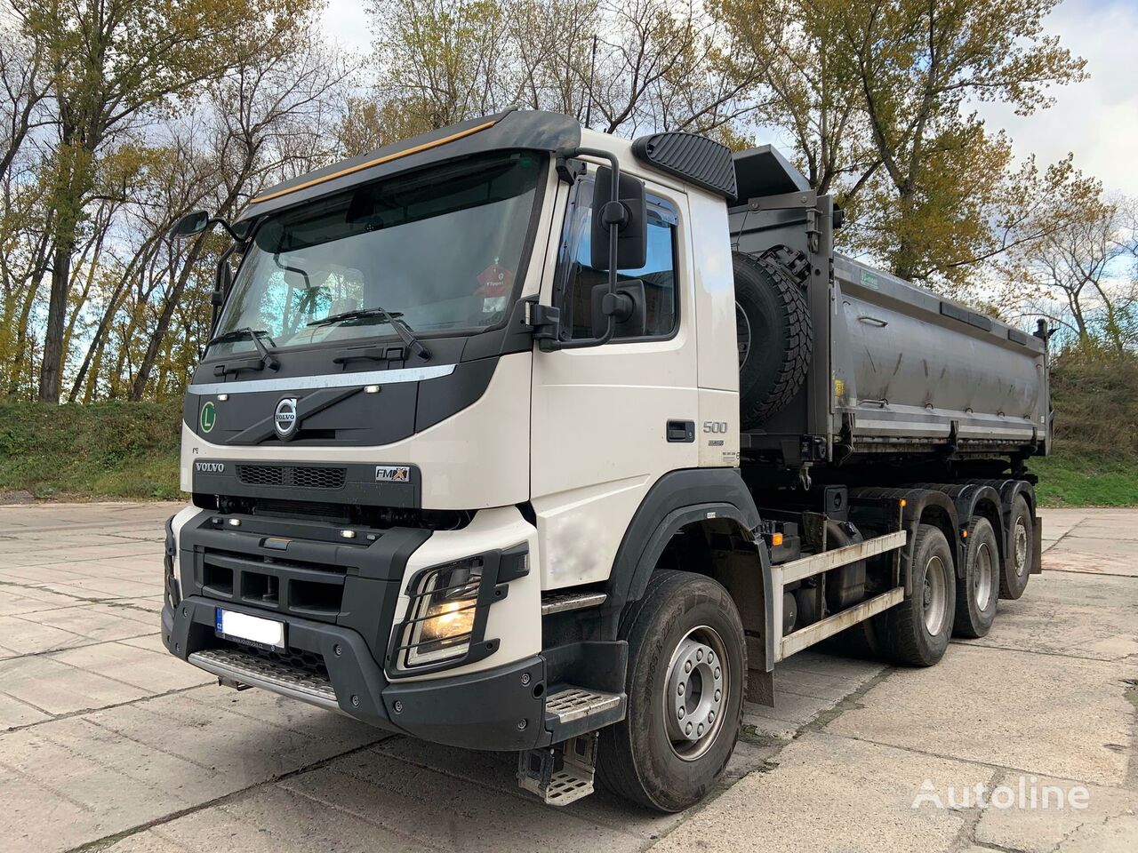 Volvo FMX 500 8x4 Kipper 15m³ dump truck for sale Netherlands