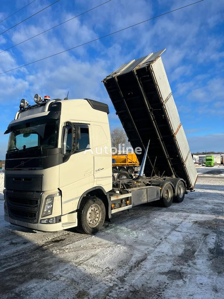 Volvo FMX 540 6x4 tipper with only 240,000 km WATCH VIDEO dump