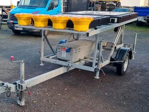 NISSEN LED VLT Verkehrsleittafel equipment trailer