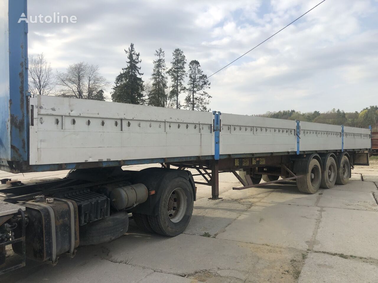 Fruehauf FULL SPRING SUSPENSION flatbed semi-trailer