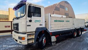 MAN 26.403 flatbed truck