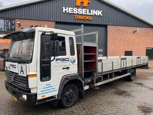 Volvo FLC 4X2 7.8M Pritsche Bladvering NL Truck €3750,- flatbed truck