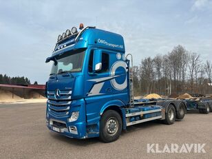 Mercedes-Benz Actros hook lift truck