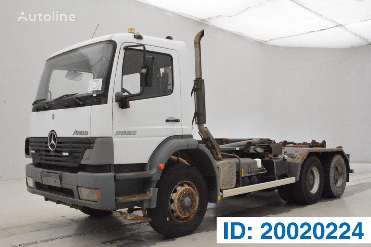 Mercedes-Benz Atego 2628 - 6x4 hook lift truck