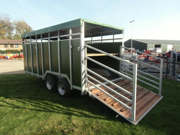 new Combi veewagen livestock trailer