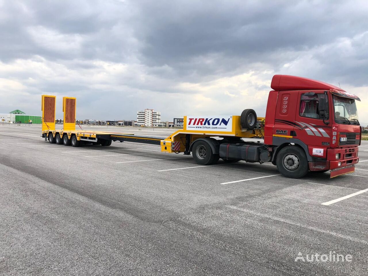 new Tirkon  2022 NEW MODEL 4 AXLE EXTANDABLE LOWBED WITH STEERING AXLE low bed semi-trailer