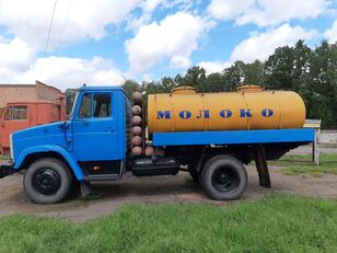 ZIL 433362 milk tanker