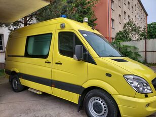 Mercedes-Benz 319, NEW ENGINE in 2018 ambulance for sale image 2 Mercedes-Benz 319, NEW ENGINE in 2018 ambulance image 2
