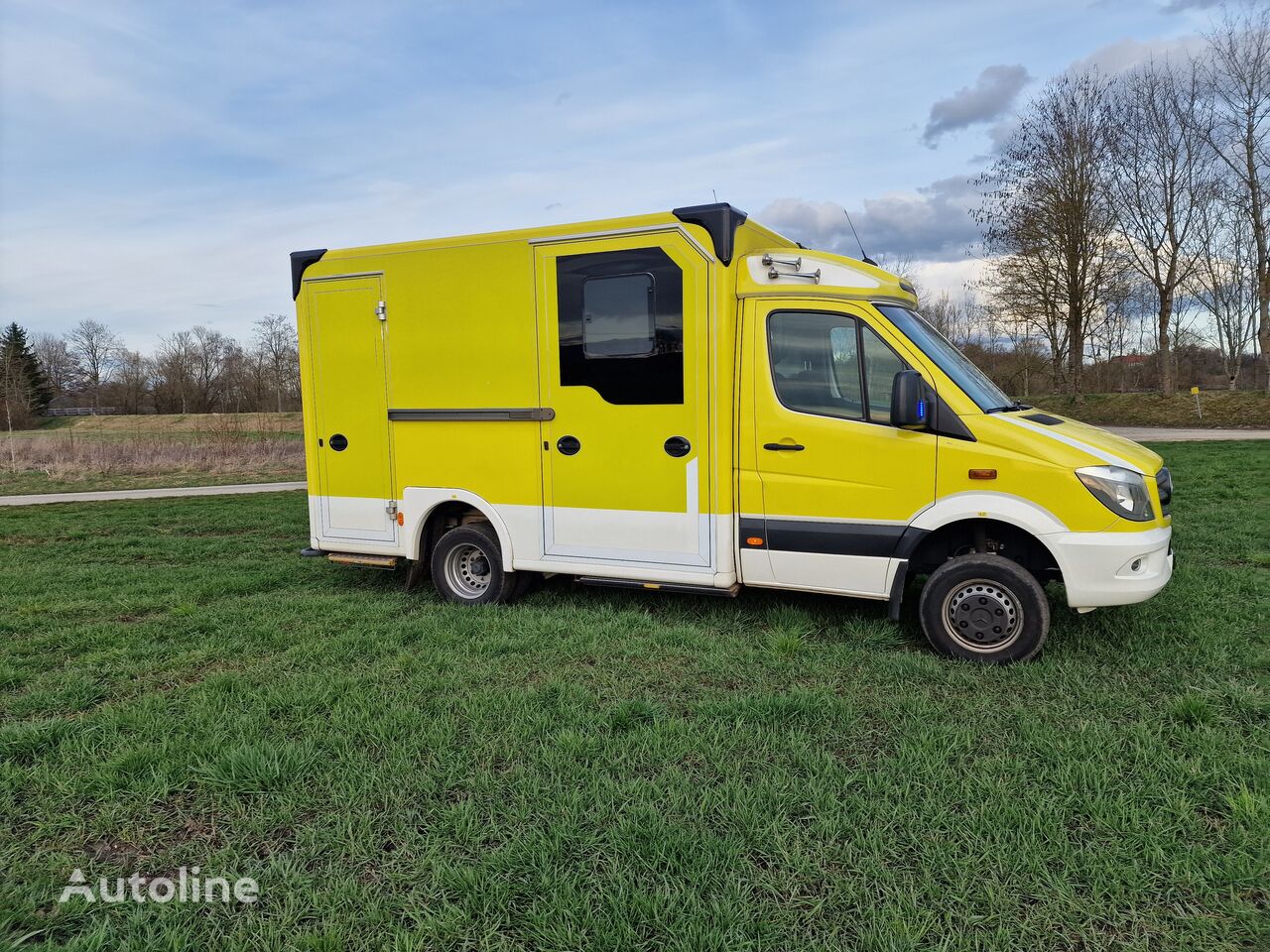 Mercedes-Benz Sprinter 519, 4x4 ambulance for sale Germany, VG39410