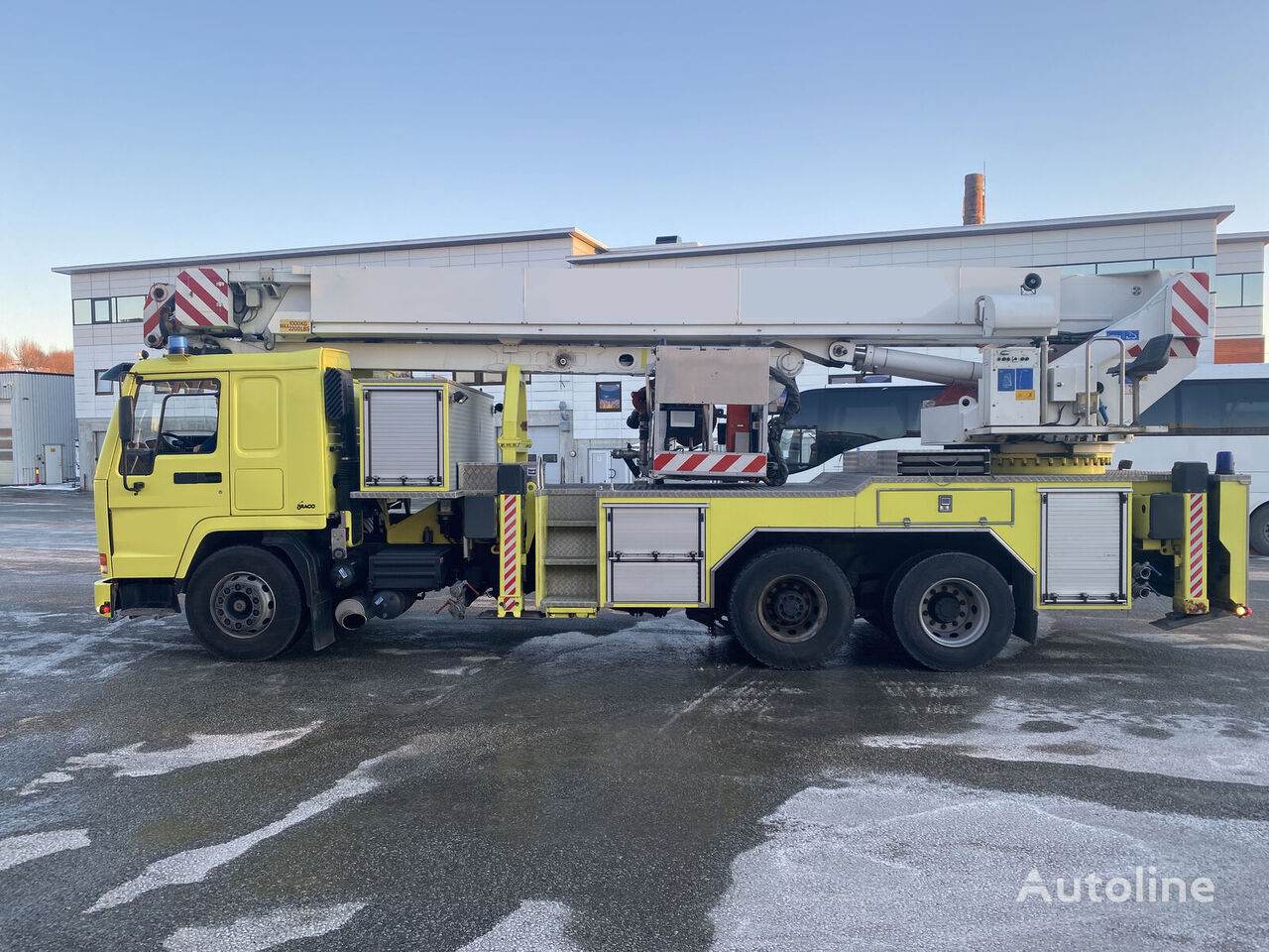 Volvo FL-12 6x2 WD, Bronto Lift 32 M fire truck