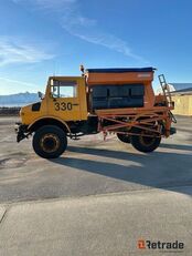 Mercedes-Benz 3900 Mercedes-Benz Unimog gritter