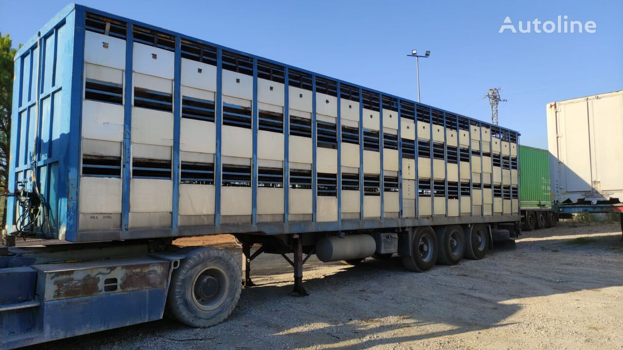 LeciTrailer Semirremolque transporte  poultry semi-trailer