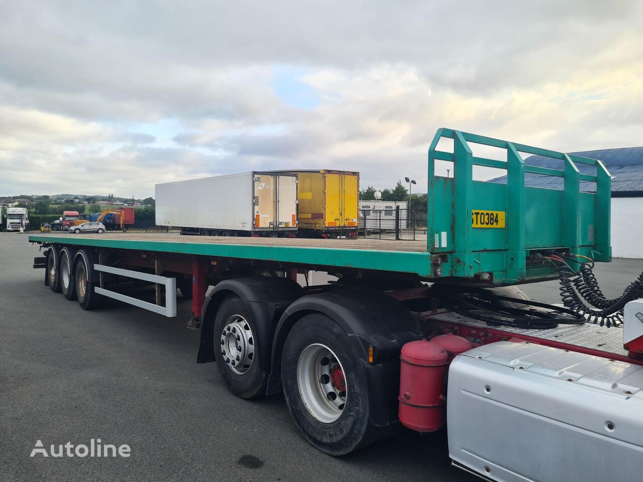 SDC 13.6M flatbed semi-trailer