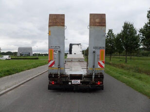 GOLDHOFER STZ L6 58 80A low bed semi-trailer for sale image 6 GOLDHOFER STZ L6 58 80A low bed semi-trailer image 6