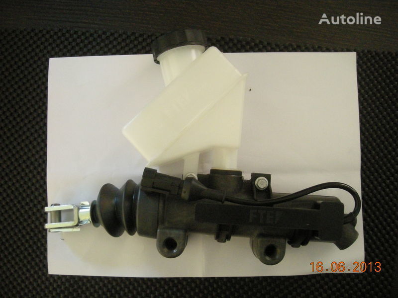IVECO 41285356 KG3107.1.1 41211006 clutch master cylinder for IVECO truck tractor