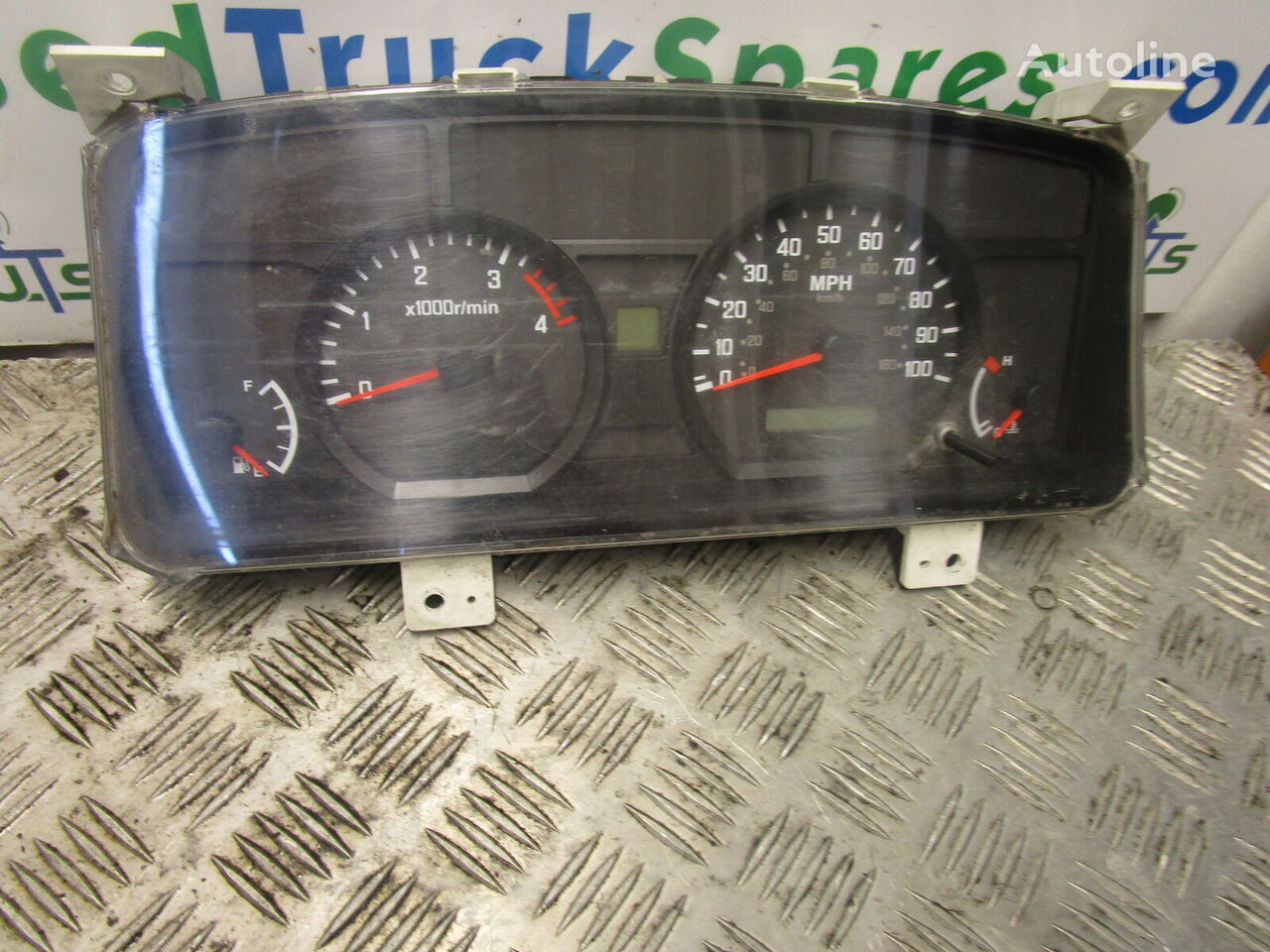 Isuzu N75 4HK1 CLOCK CLUSTER 8981266770 dashboard for truck