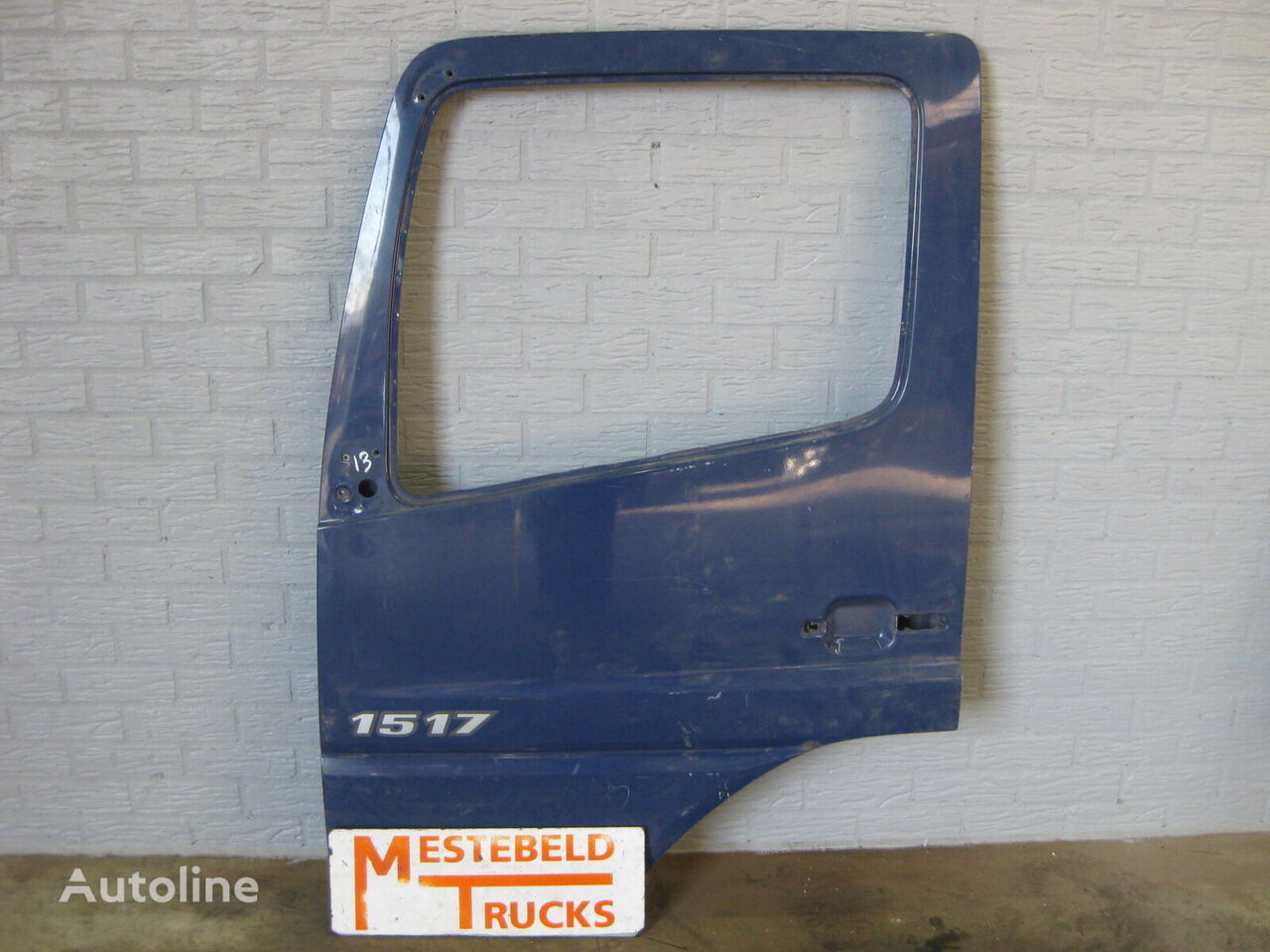 door for Mercedes-Benz  1517 truck